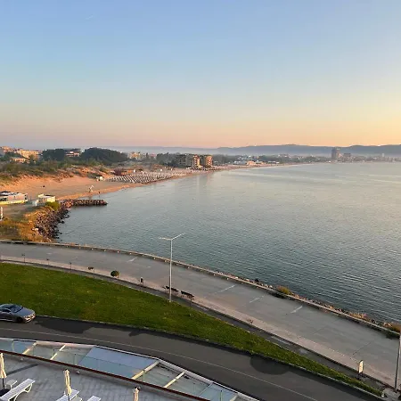 One Bedroom Private Paradiso B 501 Apartment *