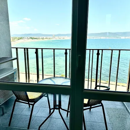 Apartment One Bedroom Private Paradiso B 501